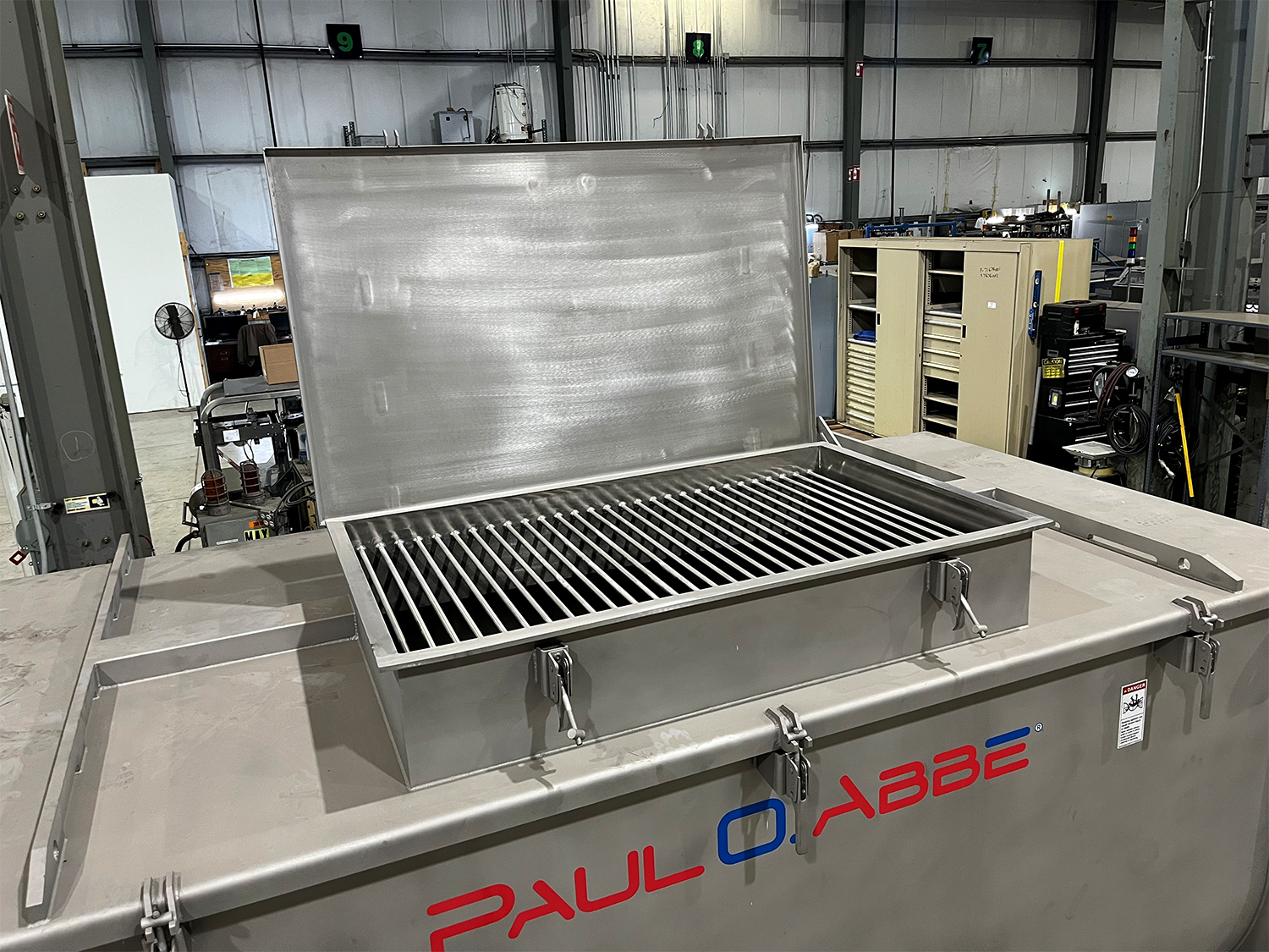 RB-195 loading cover open2025-11-07 09-42-51.jpg